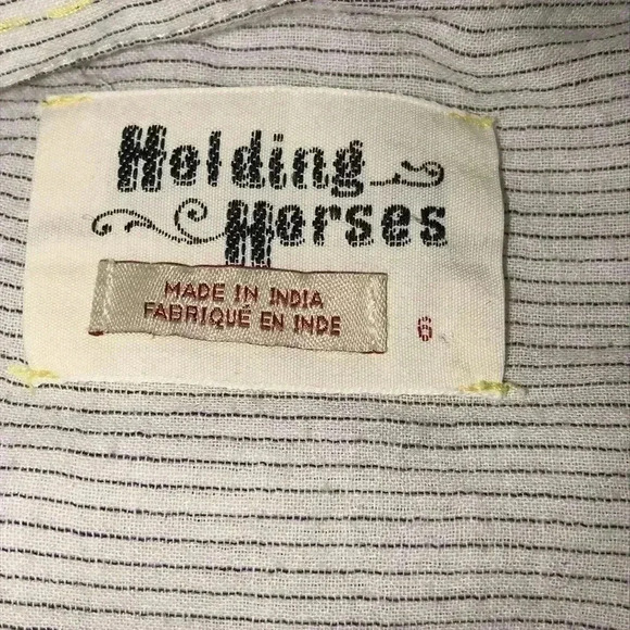 Holding Horses Striped Button Front Size 6–E1 - Picture 4 of 5